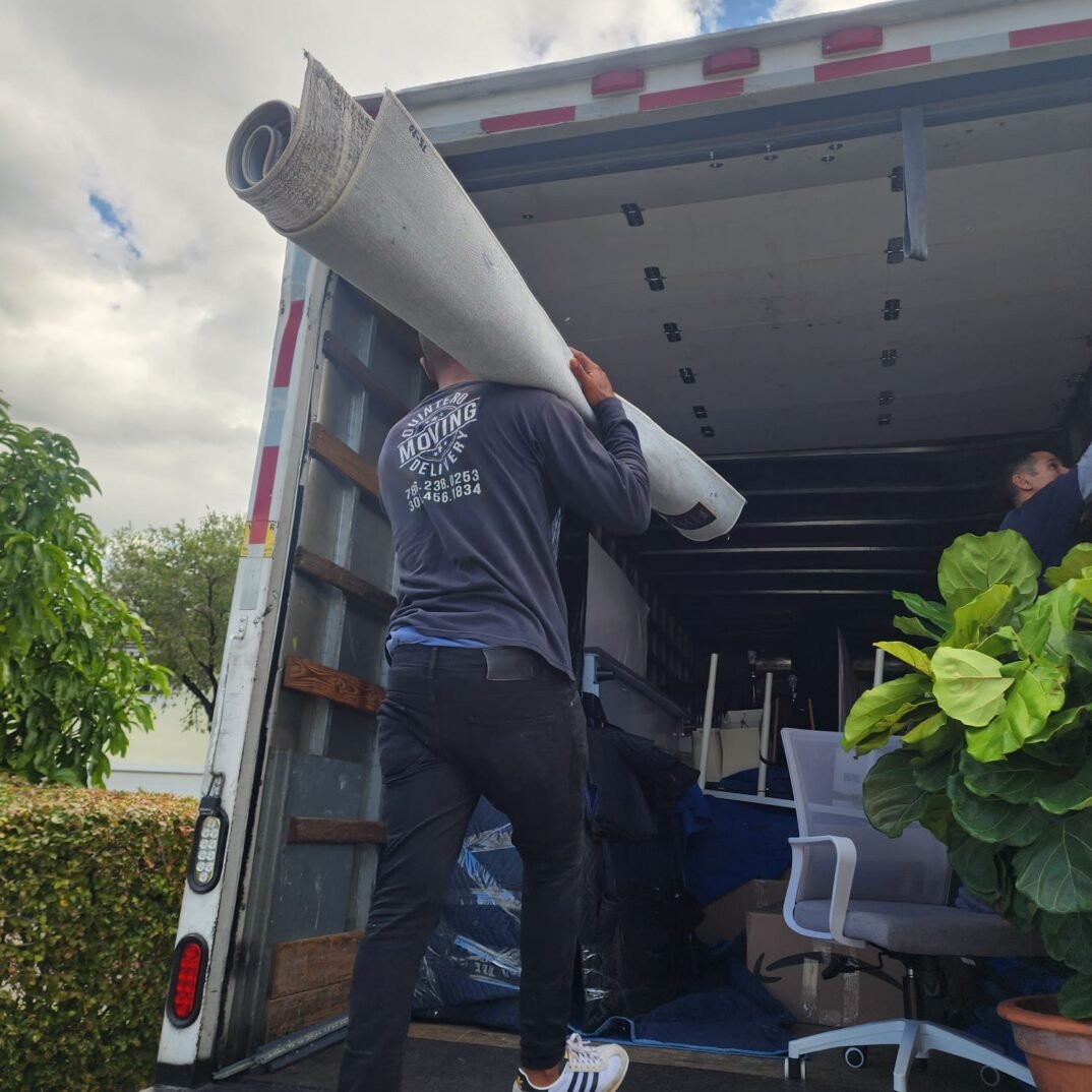 Quintero delivery and moving-116