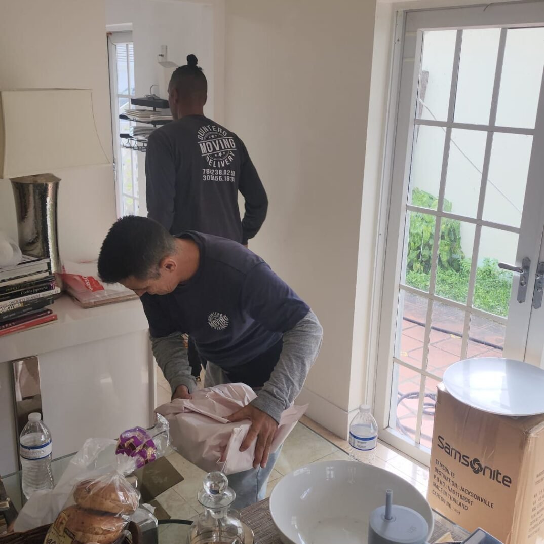 Quintero delivery and moving-120